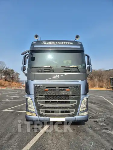 볼보 FH 540 추레라 하이캡 원데후 오토 - 중고 트럭 매물 이미지