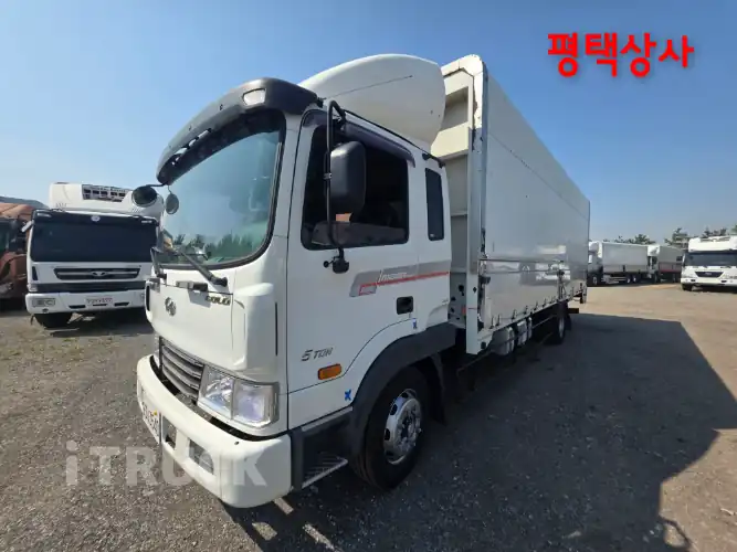 현대 메가트럭 260 단바리 윙바디 5톤 수동 - 중고 트럭 매물 이미지